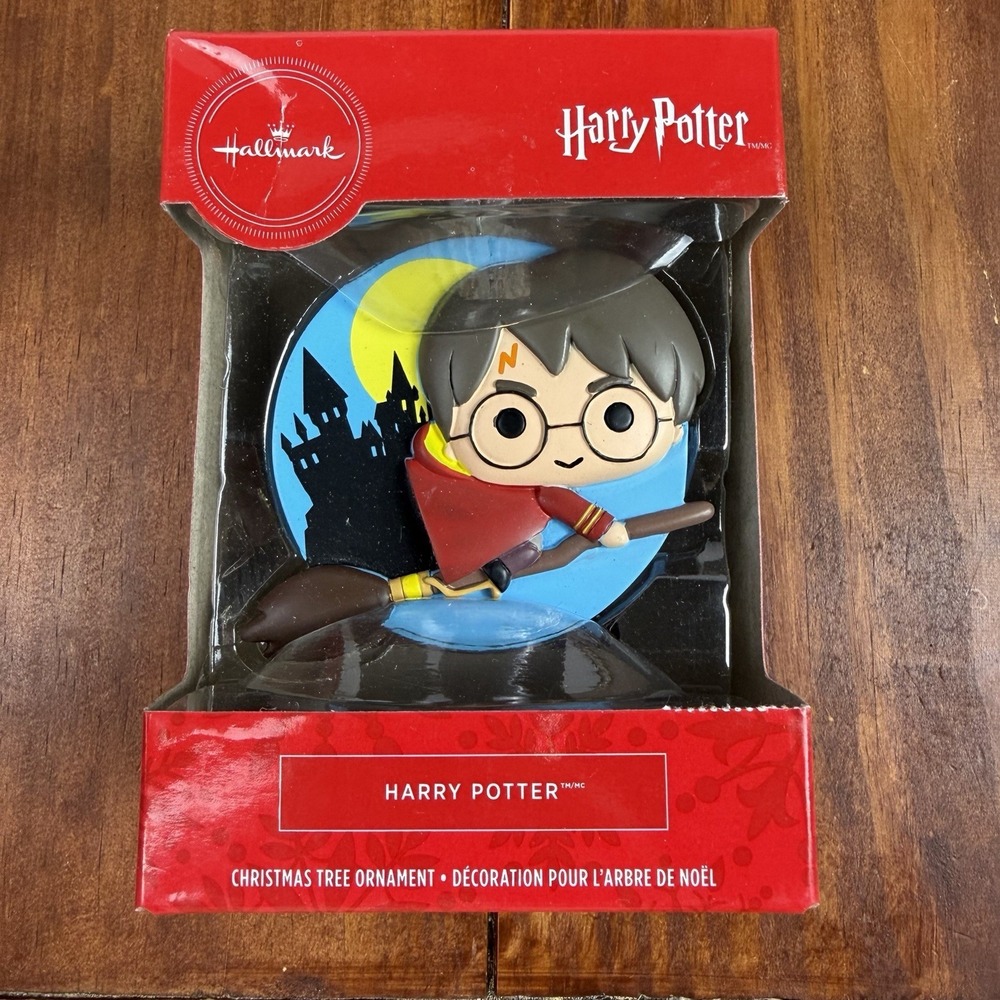 Hallmark 2019 HARRY POTTER Walgreen's Exclusive Christmas Ornament - NIB
